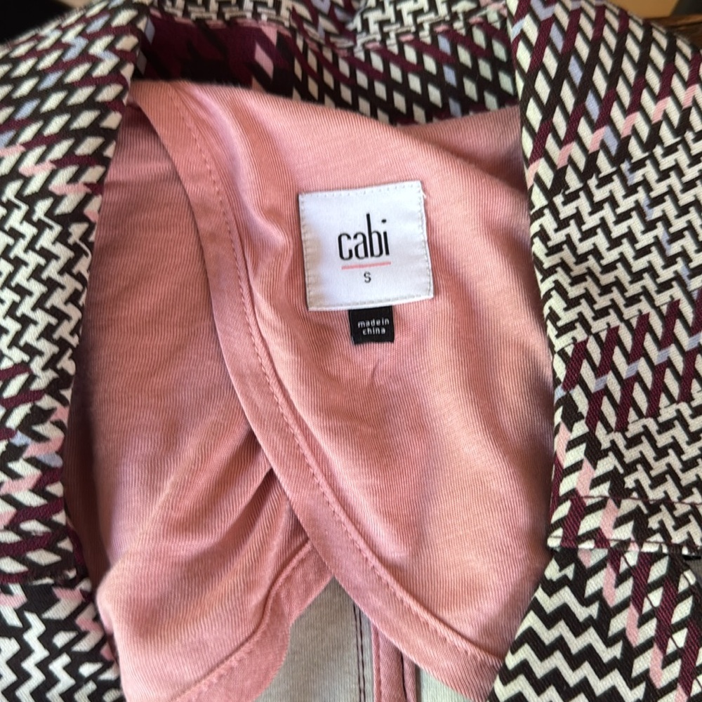 CABi Sovereign plaid trench coat EUC size small - Picture 9 of 13